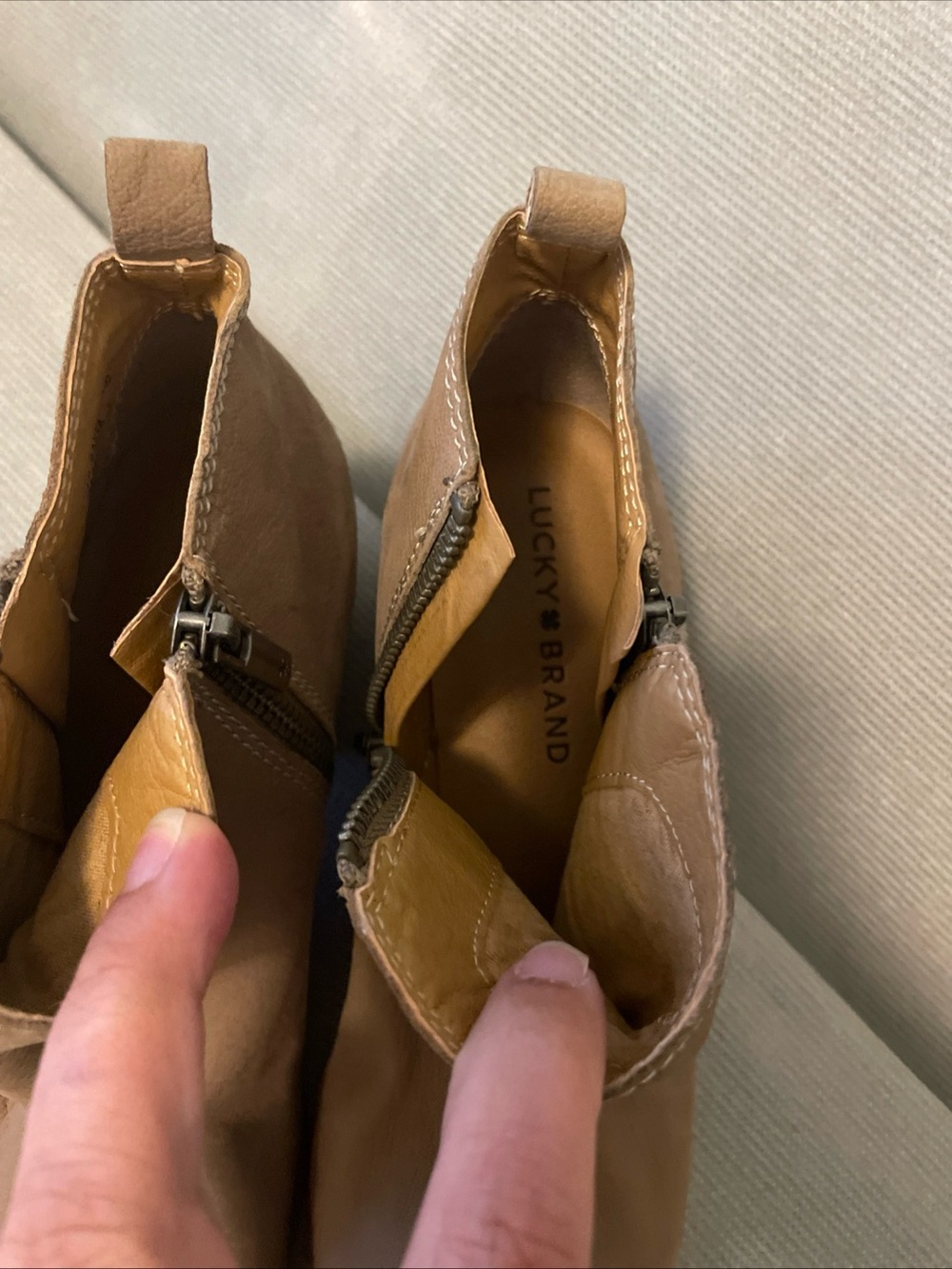 Lucky Brand Women's Ankle Bootie Boot Size 7 Taupe Leather 1.5” Heel - Picture 3 of 10